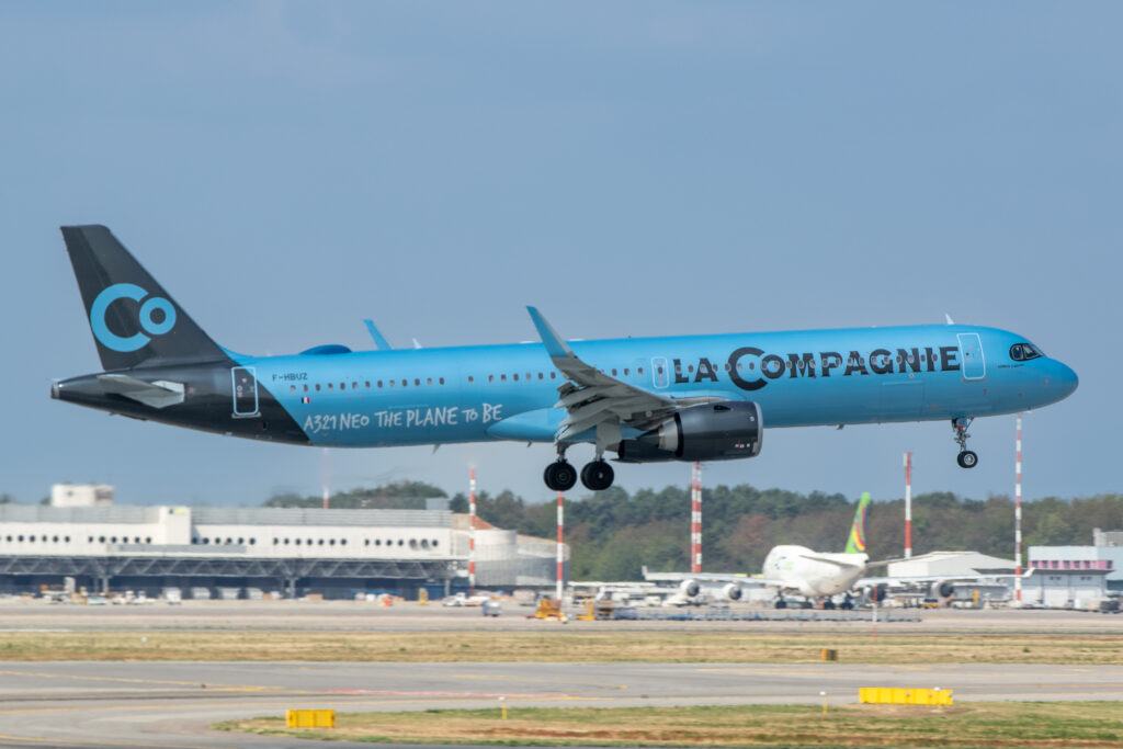 Milan Malpensa A321 La Compagnie